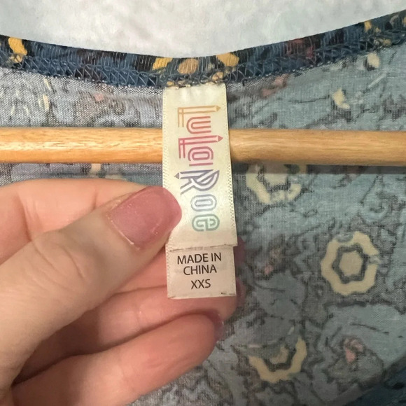 LuLaRoe Blue, Black, Red and Yellow Floral Graphic Print Perfect T - XXS - Picture 6 of 11